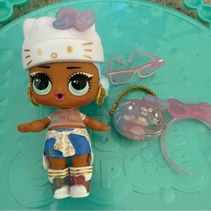 L.O.L. Surprise! Hello kitty with Accessories